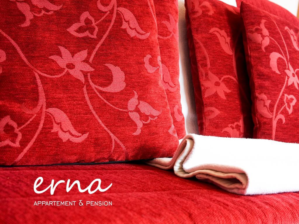 Erna *